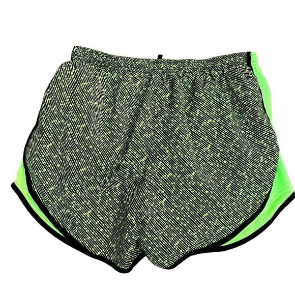Nike Women's Running Shorts Lime Green/Black Size M Dri-FIT Activewear - Picture 3 of 7
